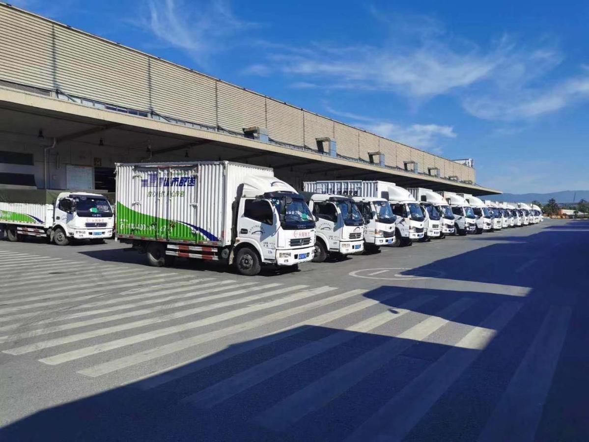 日均配送量約1100噸，兩江新區(qū)“菜籃子”“米袋子”如何通過(guò)電子商務(wù)服務(wù)高效保障